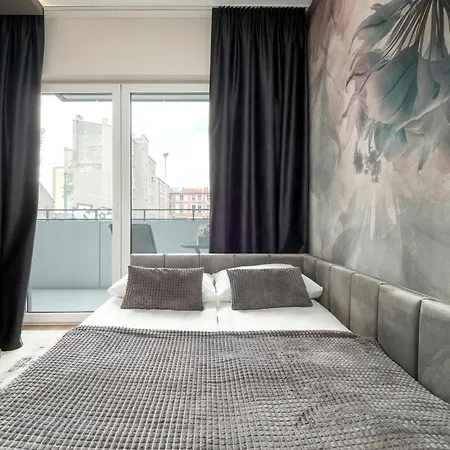 Design With A Balcony In The Centre By Renters * Łódź
