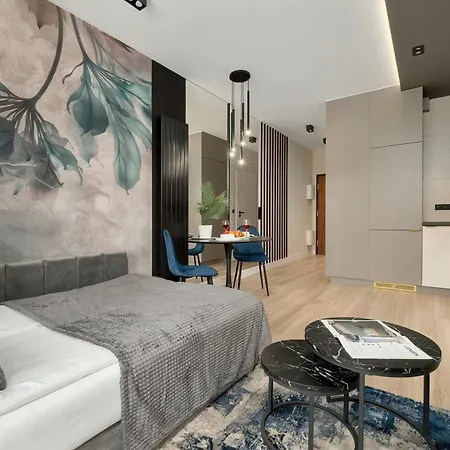 Appartement Design With A Balcony In The Centre By Renters *