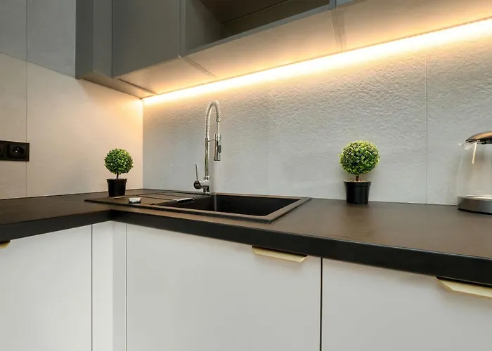 Design With A Balcony In The Centre By Renters *